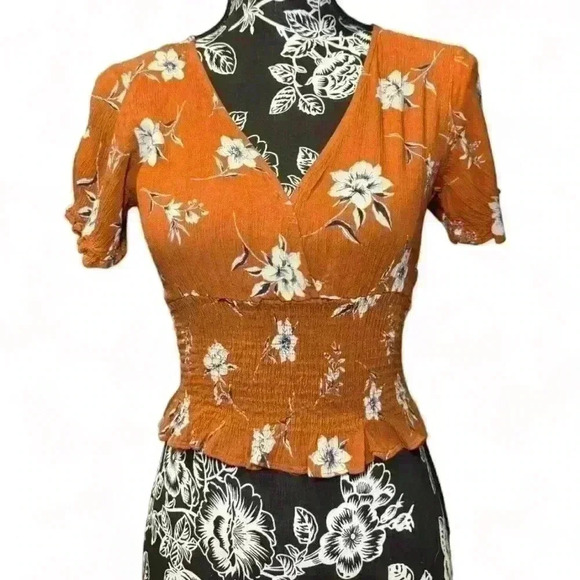 Paper Crane - Burnt Orange Floral Blouse -women’s small - Picture 1 of 4